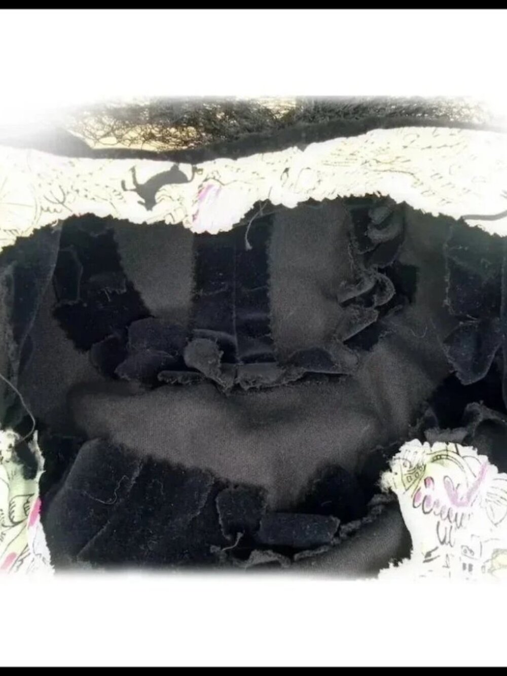 Black Velvet Hat, Cloche Vintage 30s 1930s Old Hollywood Glamour Neo-Noir - Picture 5 of 7